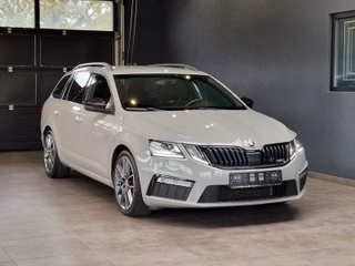 Skoda Octavia - foto 1