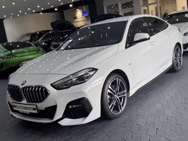 BMW 218 Gran Coupé M-SPORT HUD H&K KEYL-GO ACC RFK Gebrauchtwagen Kaufen | EZ 04/2024 | Preis 24.900 €