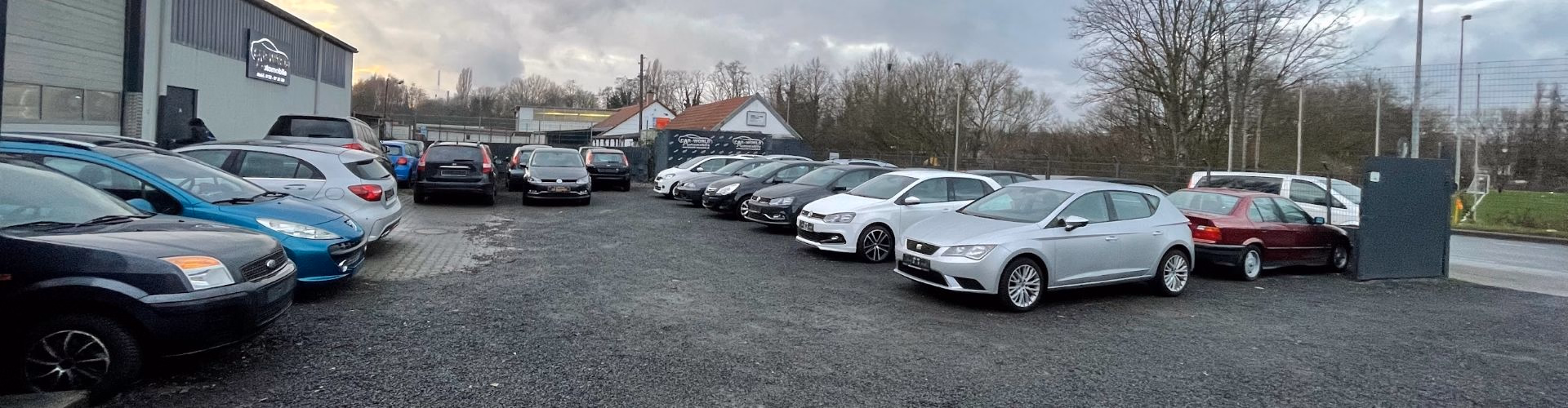 Car World Automobile | Gebrauchtwagen händler