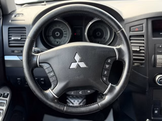 Mitsubishi Pajero 3.2 DI-D Intense TÜV&Service NEU/7 Sitzer - foto 15
