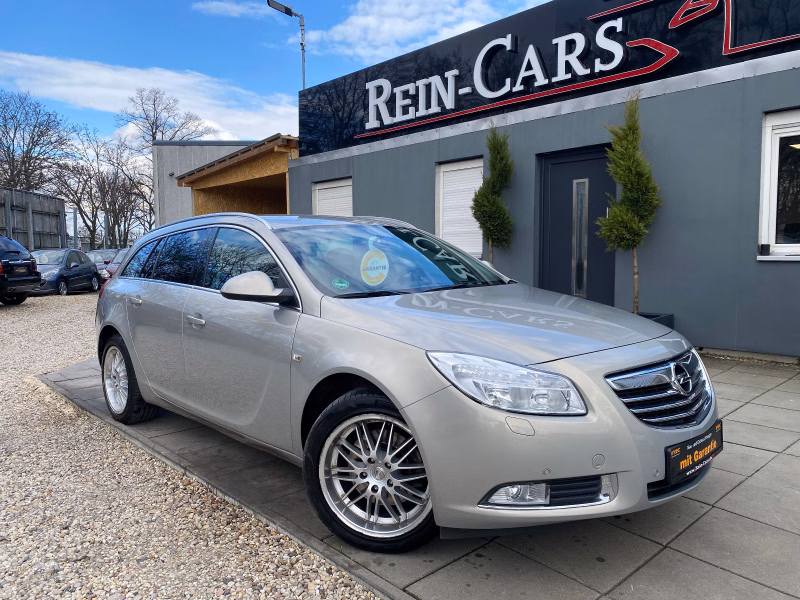 Opel Insignia A 4x4 3.0/I.HD/87TKM/NAVI/PDC/SHZ/TEMPO
