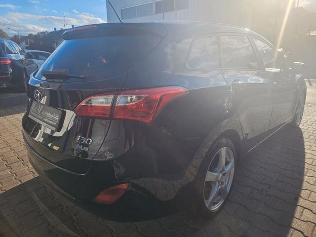 Hyundai i30 cw blue Drive*HU/AU NEU*KLIMAAUTOMATIK*PDC* - photo 7