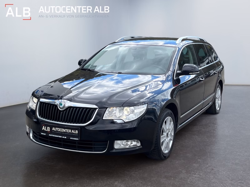 Skoda Superb Combi Elegance/AUTOMATIK/SHZ/BI-XENON/
