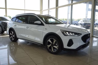 Ford Focus Active X 1,5 115PS aAHK/Navi/Kamera/Winterp.
