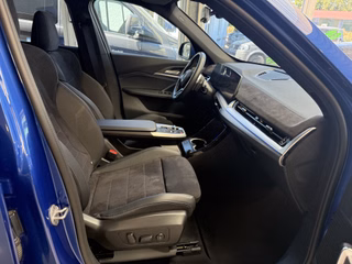 BMW X1 sDrive 18 i M Sport Autom., LED Navi Kamera Pano H/K Sound - bilder 10