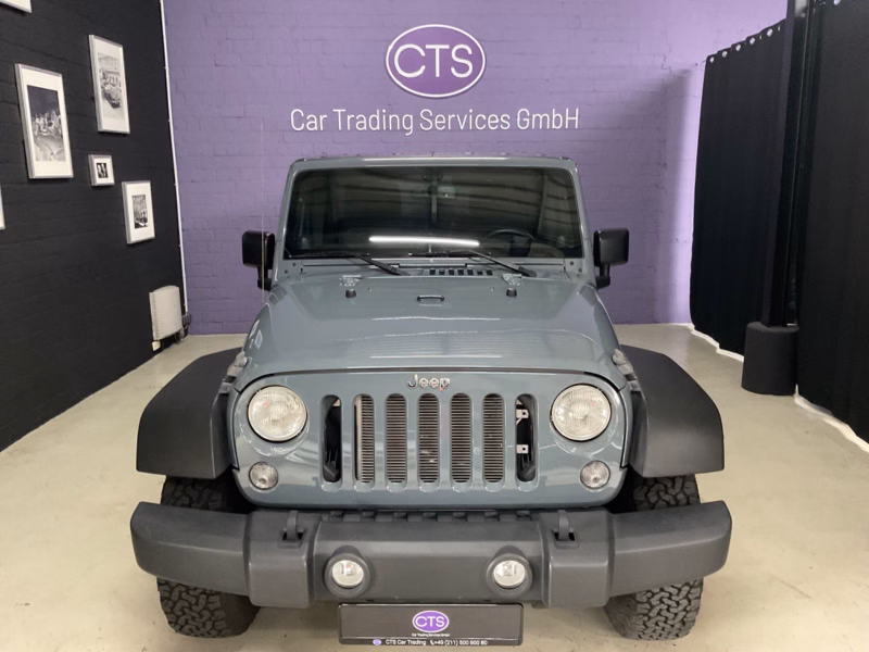 Jeep Wrangler Unlimited Sport /1 Hand / 36116 km