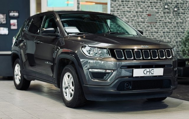 Jeep Compass Sport FWD Gebrauchtwagen Kaufen | EZ 04/2019 | Preis 14.990 €