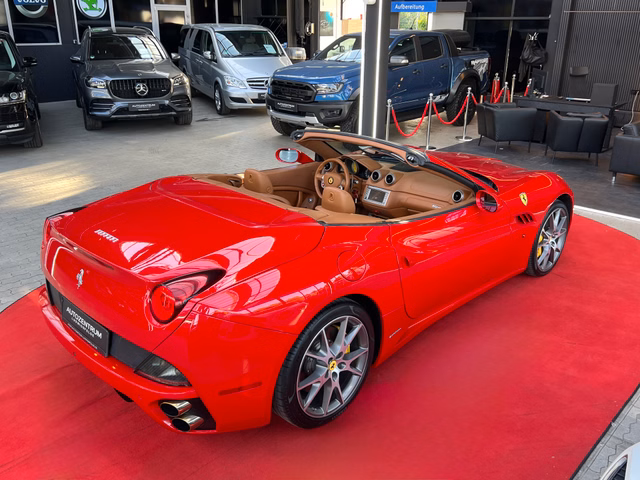 Ferrari California F1 CAM / NAVI / LED / - foto 8