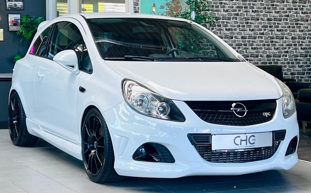 Opel Corsa D OPC RECARO|NAVI|SITZ.HZ| Gebrauchtwagen Kaufen | EZ 08/2010 | Preis 10.500 €
