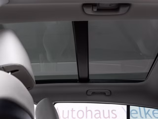 Kia Sportage 2.0 Platinum 4WD  LED PANO JBL 360° - bilder 2