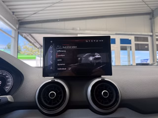Audi Q2 S-Line Sport 35 Autom., Matrix Pano Kamera ACC - bilder 16