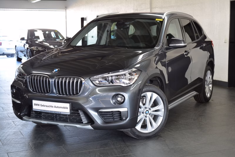 BMW X1 xDrive25d Aut. xLine LED/NAVI/GLASDACH/DAB