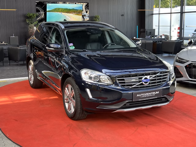 Volvo XC60 2,4 D5 AWD Momentum PANO /MEMORY / ACC / PDC / Summum - foto 1