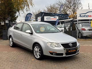 Volkswagen Passat Lim. Trendline 1.9TDI*Navi*Alu*Shz*ZR Neu