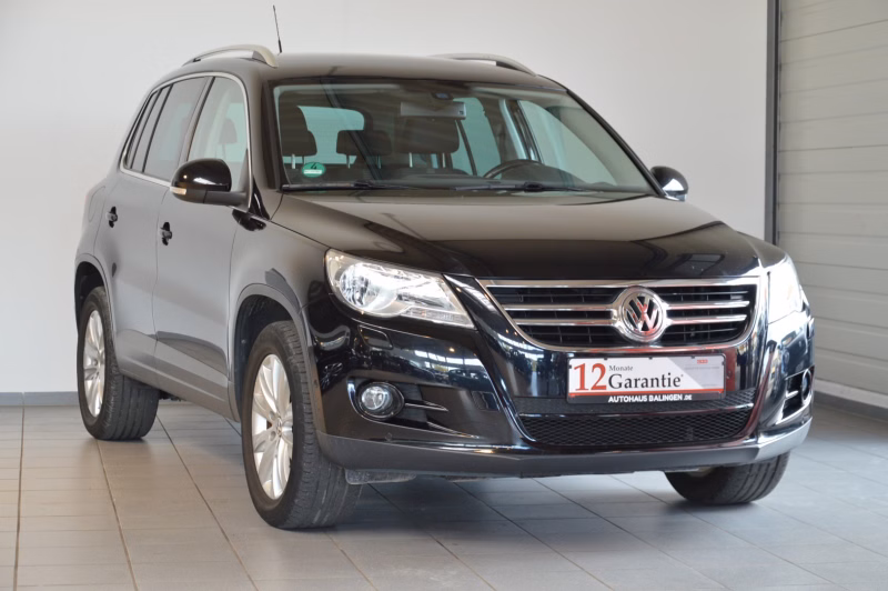 Volkswagen Tiguan Sport & Style 4x4 |SHZ|PP+PDC|OFFROAD|TÜVNEU
