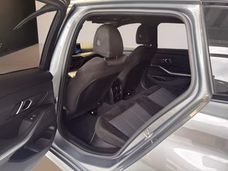 BMW 330 i xDrive M Sport Autom., LED Navi Kamera ACC - photo 9