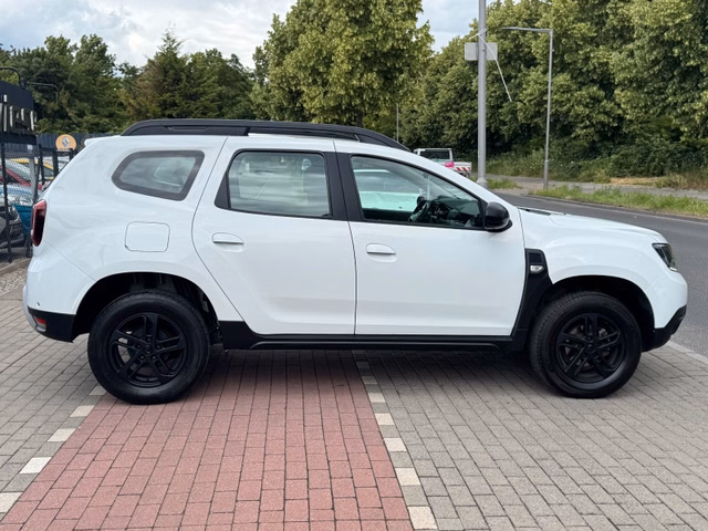 Dacia Duster II 1.6 Comfort*Nav*Carplay*Klima*Temp*PDC - foto 4