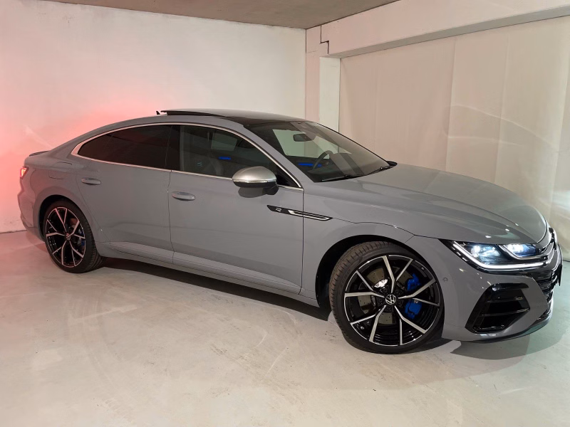 Volkswagen Arteon R,4 J. Gar,V-MAX,PANO,LEDER,WR,Memory