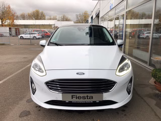 Ford Fiesta Titanium-Pano.Dach-Winter P.-Navi Carpaly-Kamera-Easy Driver-Top