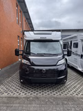 Daumennagel 2 - Knaus 650 MEG Black Selection Lithium-Batterie Sofort