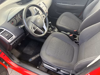 Hyundai i20 Classic 1.3/AHK/ - bilder 13