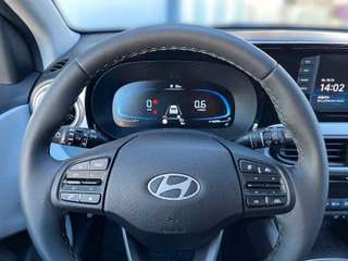 Hyundai i10 1.2 Prime SmartKey Navi Kamera Sitzheizung - bilder 10