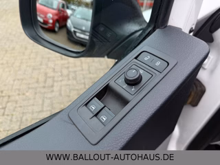 Volkswagen T6 Transporter Kasten*1.HAND*KLIMA*AHK*BT*EURO5* - bilder 9