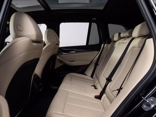 BMW X3 xDrive 20d M Sport LIVE COCKPIT ACC PANO - bilder 2