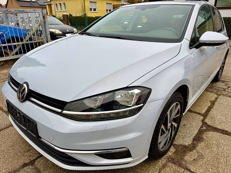 Volkswagen Golf VII 7 1.0 TSI Lim. Sound * Start-Stopp * LM