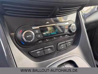Ford Kuga Titanium - bilder 14