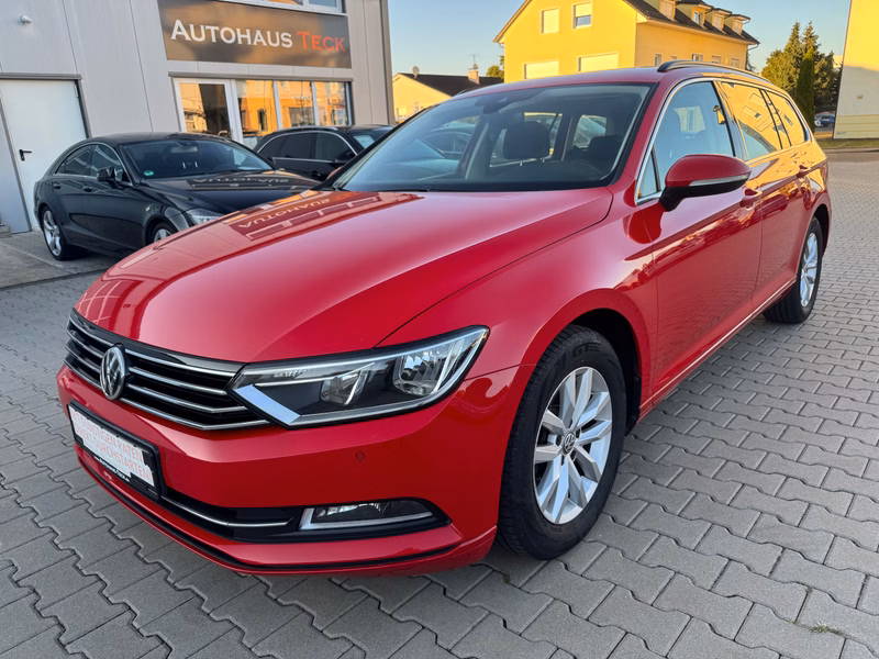 Volkswagen Passat Variant Comfortline 1.6 TDI DSG NEU Zahn.R.&Wasser.P./NEUE KUPPLUNG/ACC/PDC+Kamera/NAVI/SHZ/Appl.CarP.