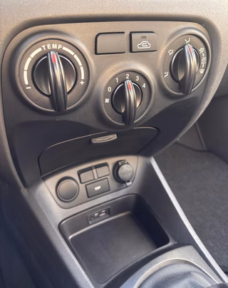 Kia Rio 1.4 Vision  TÜV + ÖLWECHSEL NEU - foto 6