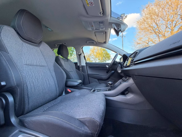 Skoda Karoq DSG 4x4 AHK*Tempo*Navi*SitzHz.*Kamera - foto 9