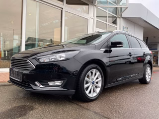 Ford Focus Turnier Titanium/Automatik/Navi/AHK/Rfkamera - foto 1