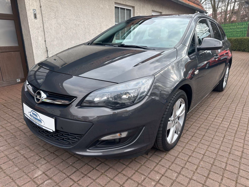 Opel Astra J Sports Tourer Style*SITZ+LENKRADHZG*1.HA
