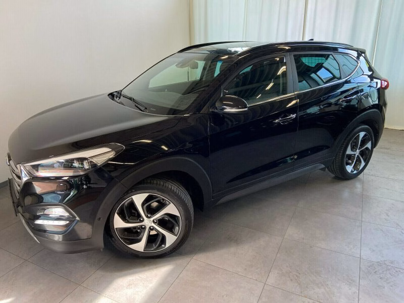 Hyundai TUCSON 1.7 CRDi DCT Premium LEDER NAVI PANO AHK
