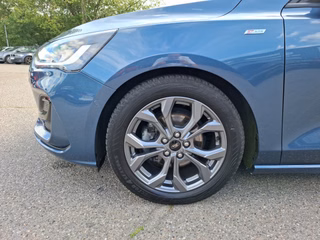 Ford Focus Turnier 1.5 ST-Line X AUTOMATIK / LEDER / AHK / ACC - foto 13