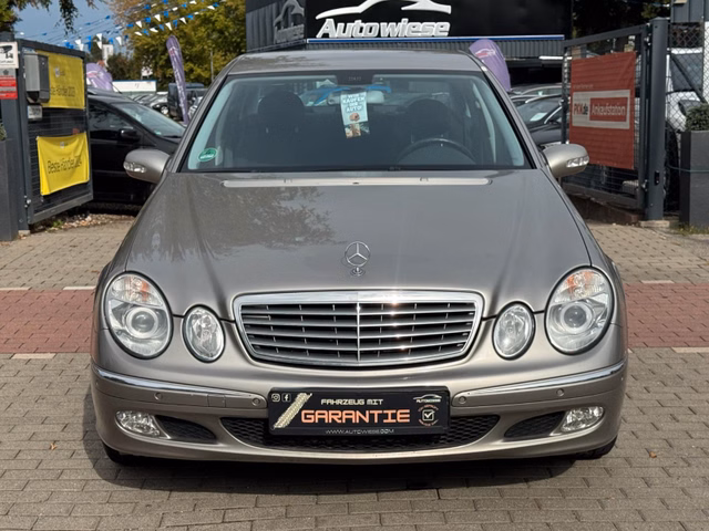 Mercedes-Benz E240 Lim*Elegance*Aut*Klima*Temp*SHZ*TÜV NEU - bilder 2