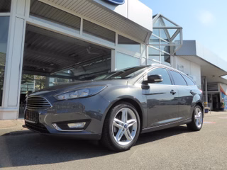 Ford Focus Turnier Titanium/AHK abnehmbar/1. Hand/Euro 6 - bilder 1