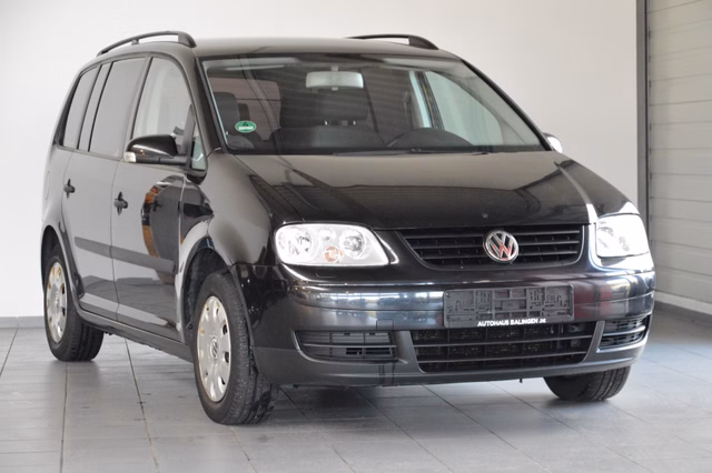 Volkswagen Touran Basis |SHZ|KLIMA|EURO4 Gebrauchtwagen Kaufen | EZ 11/2003 | Preis 1.600 €