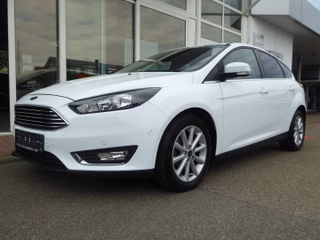 Ford Focus Titanium/Navi/Bluetooth/Parkpilot v+h - bilder 1