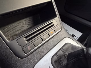 Volkswagen Tiguan Sport & Style 4Motion*Aut.*Xenon*Kamera* - foto 14
