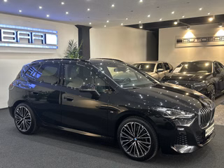 BMW 218 Active Tourer M-SPORT PANO HUD 360 MASSAGE H&K - bilder 3