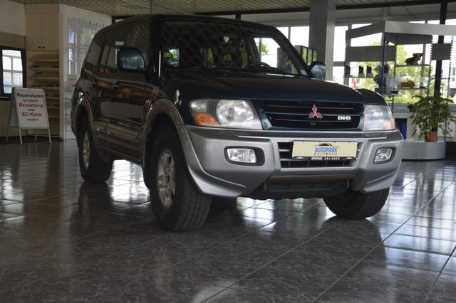 Mitsubishi Pajero 3.2 DI-D Avance  4WD Allrad 7-Sitzer Klima Leder Gebrauchtwagen Kaufen | EZ 09/2001 | Preis 3.490 €