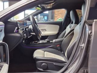 Mercedes-Benz CLA 220 AMG-Line*KAMERA*LED*LEDER*BI-COLOR SITZE - bilder 1
