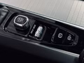 Daumennagel 21 - Volvo XC60 R Design|PANO|KAMERA|LED|ASSISTENZ+|SHZ|