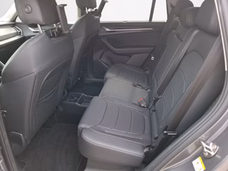 Skoda Kodiaq 2.0 TDI 4x4 Selection DSG / LEDER / AHK / HEAD-UP / NAVI - foto 10