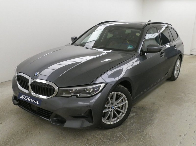 BMW 330d xDrive Sport Line M.Hybrid ACC/Pano/DAB