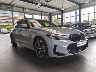 BMW 330i xDr.Tour.M Sport PRO HUD/PANO/AHK/360°/19"/Komf.z