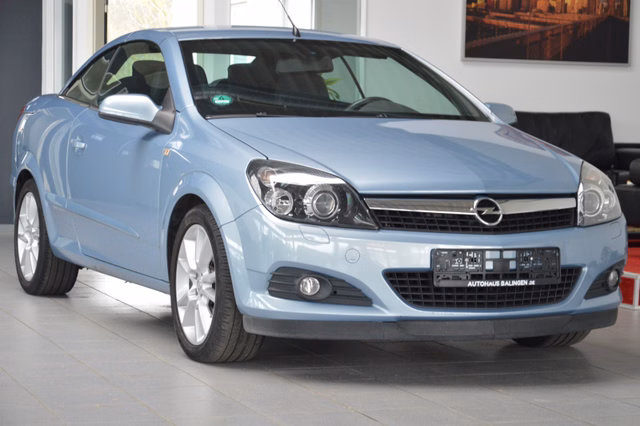 Opel Astra Twin Top 1.6 Turbo Endless Summer |Navi|Leder|Sitzheizung|Xenon| Gebrauchtwagen Kaufen | EZ 12/2006 | Preis 4.990 €